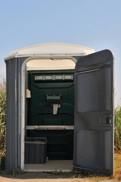 Best Temporary restroom rental  in Hapeville, GA